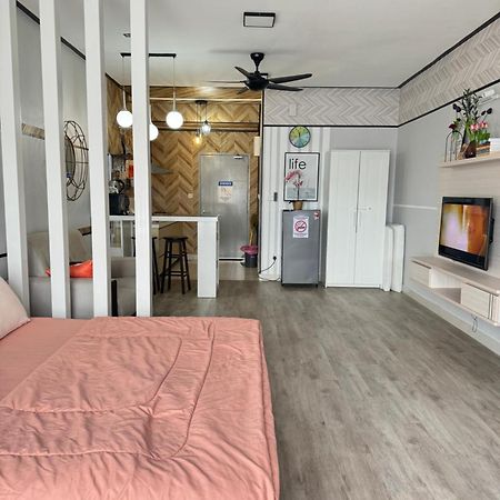 Luxstudio Tiara Imperio Bangi Buitenkant foto