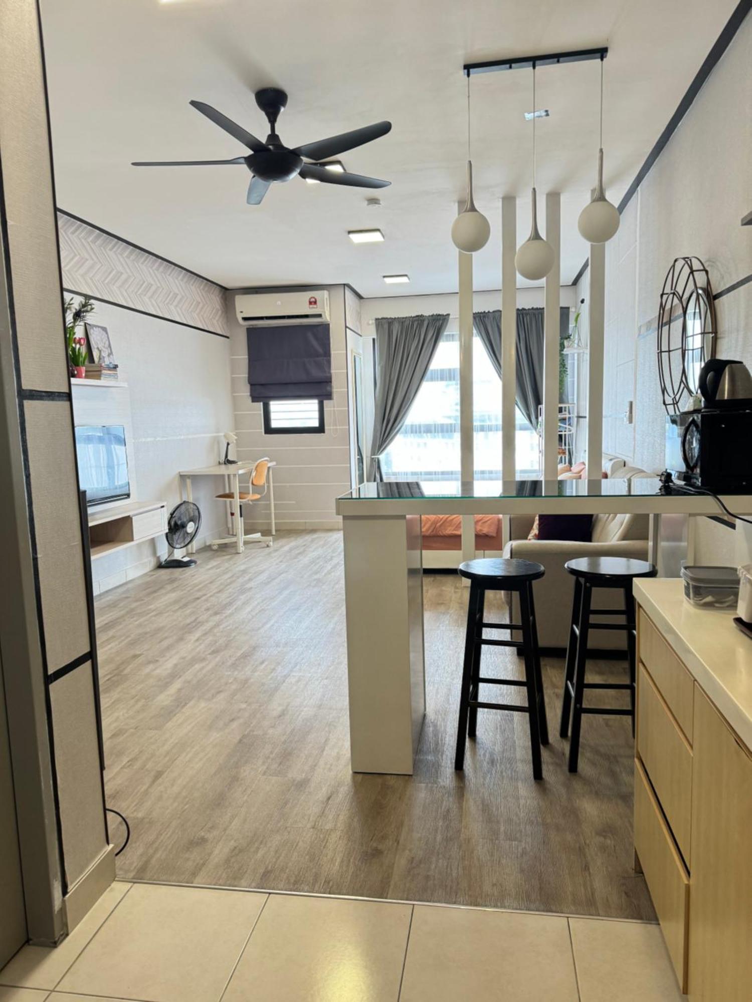 Luxstudio Tiara Imperio Bangi Buitenkant foto